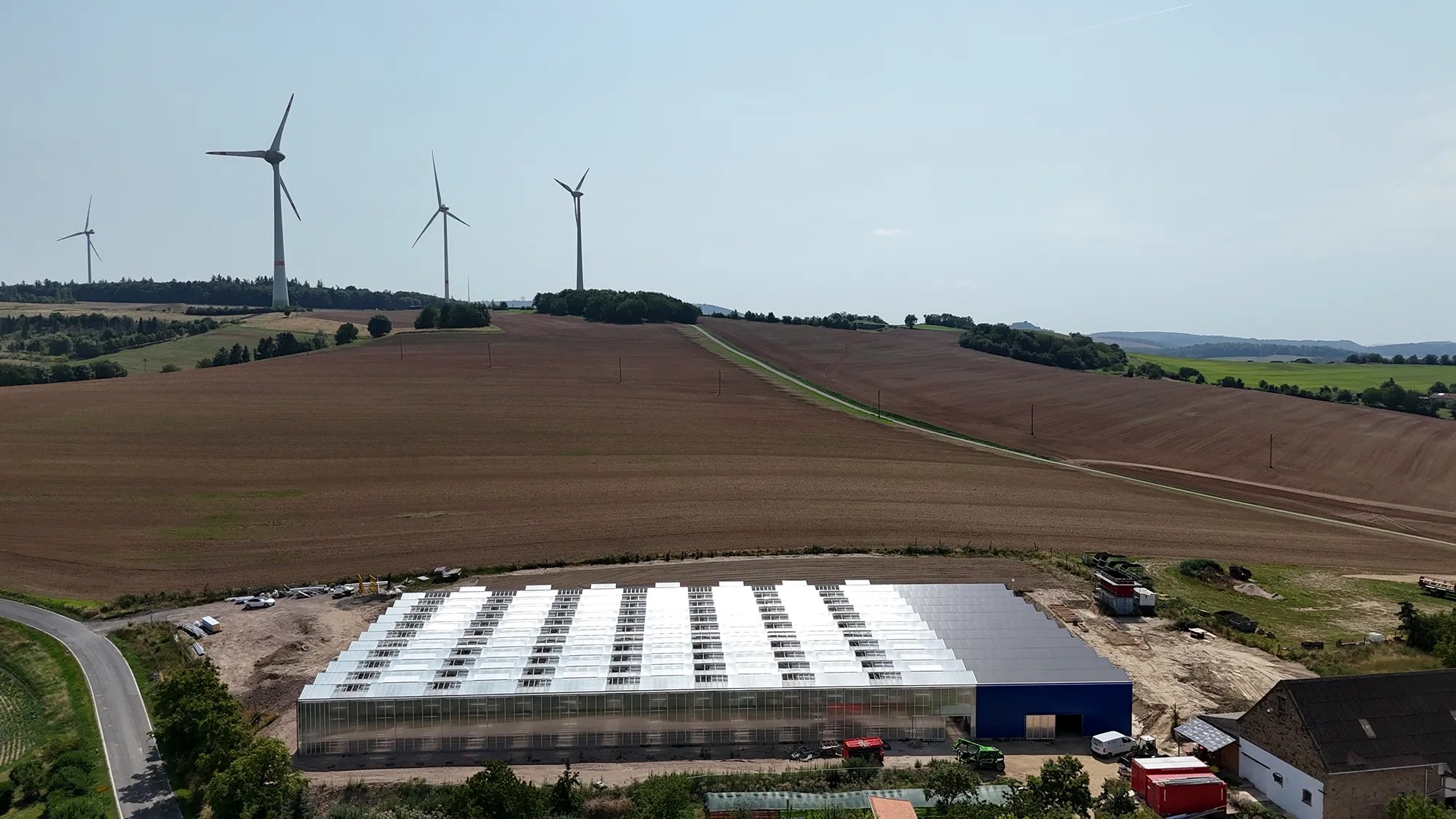 Figure: Aerial view of the Agrarvision Greenhouse model project (image source: wi renewables GmbH)